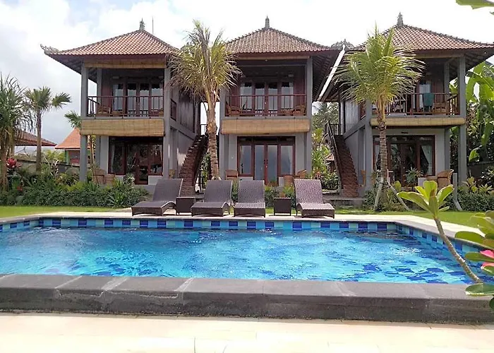 Hotel Khalisha Pulukan